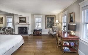 Elegant Country Estate - Newtown, Connecticut