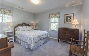 Elegant Country Estate - Newtown, Connecticut