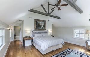 Elegant Country Estate - Newtown, Connecticut