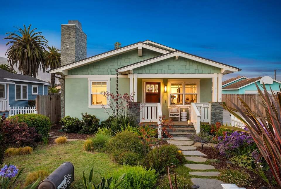 Santa Barbara Coastal Gem - Carpinteria, Ca - Carpinteria, California