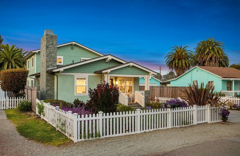 Santa Barbara Coastal Gem - Carpinteria, Ca - Carpinteria, California