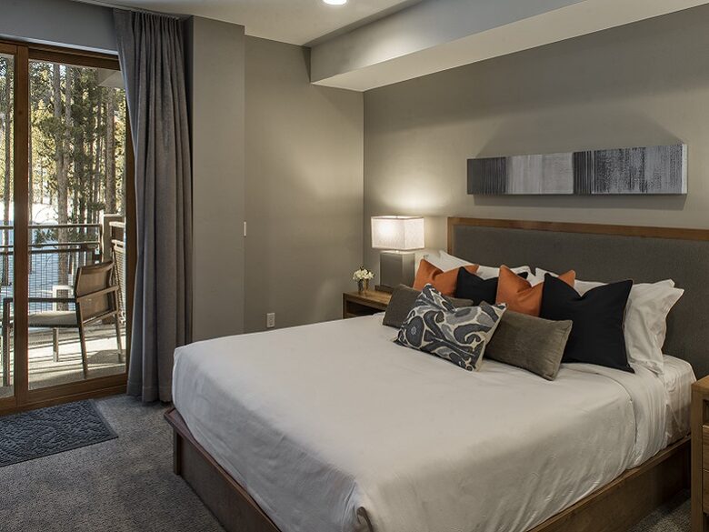 Grand Colorado on Peak 8 — 1 Bedroom Ski-in/Ski-out - Breckenridge, Colorado