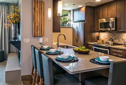 Grand Colorado on Peak 8 | 2-Bedroom Getaway in Breckenridge - Breckenridge, Colorado