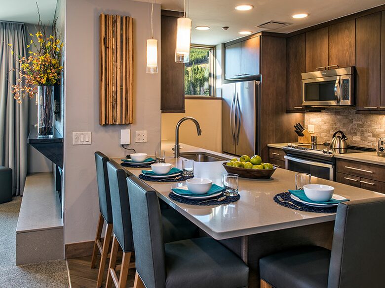 Grand Colorado on Peak 8 | 2-Bedroom Getaway in Breckenridge - Breckenridge, Colorado