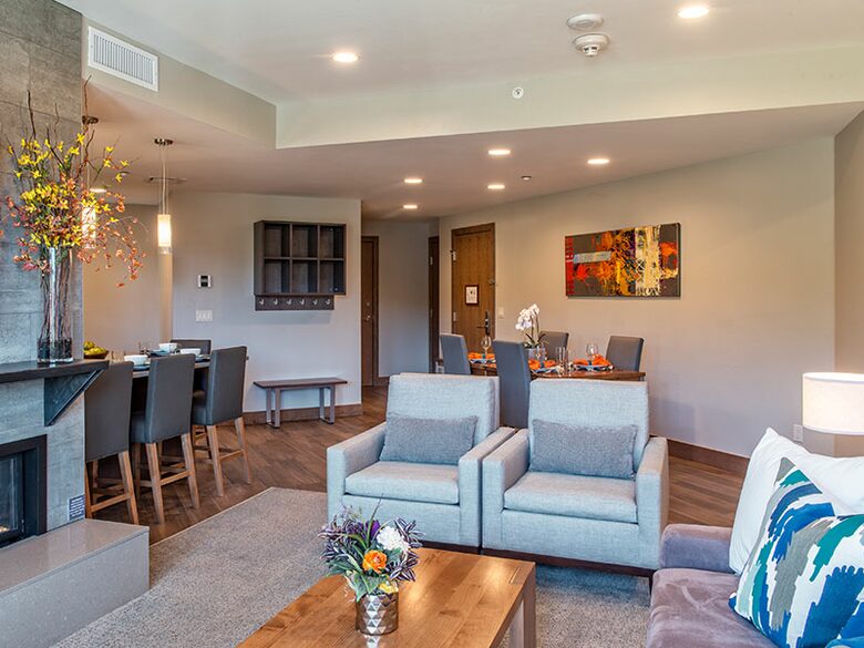 Grand Colorado on Peak 8 — 1 Bedroom Ski-in/Ski-out - Breckenridge, Colorado