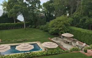 Southampton Retreat with private beach - Southampton, New York