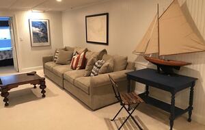 Southampton Retreat with private beach - Southampton, New York