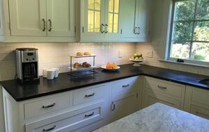 Southampton Retreat with private beach - Southampton, New York