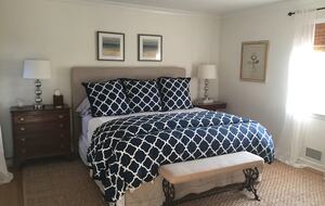 Southampton Retreat with private beach - Southampton, New York