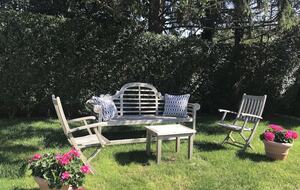 Southampton Retreat with private beach - Southampton, New York