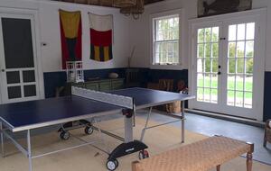 Southampton Retreat with private beach - Southampton, New York