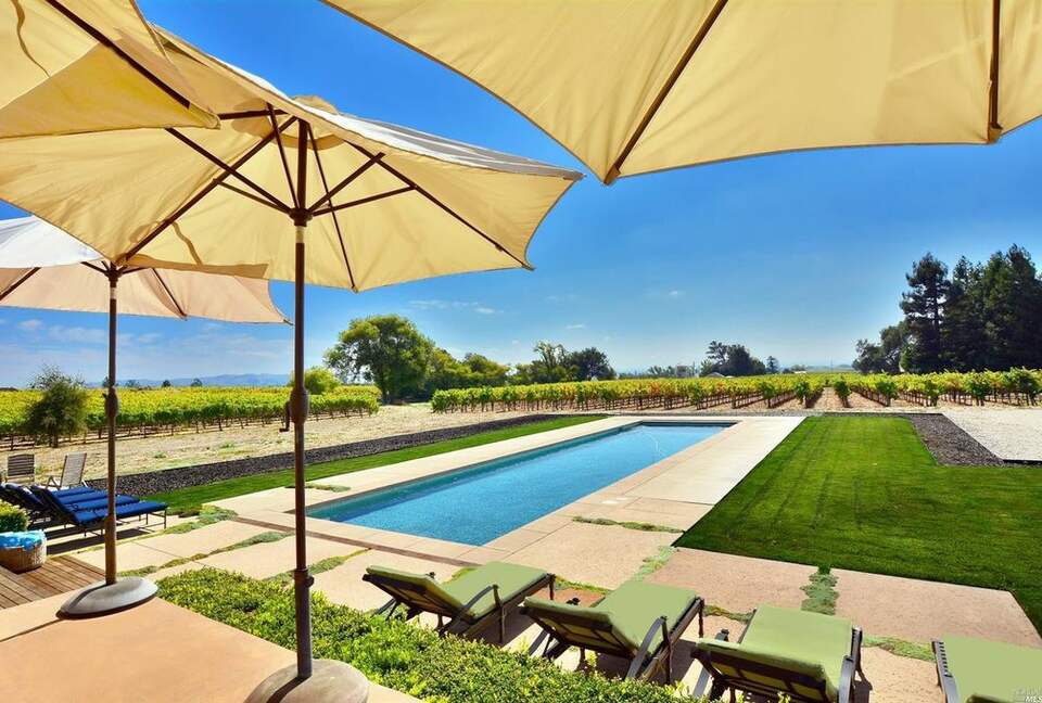 Napa Valley Wine Country Retreat with Pool & Pickleball Court - Napa, California