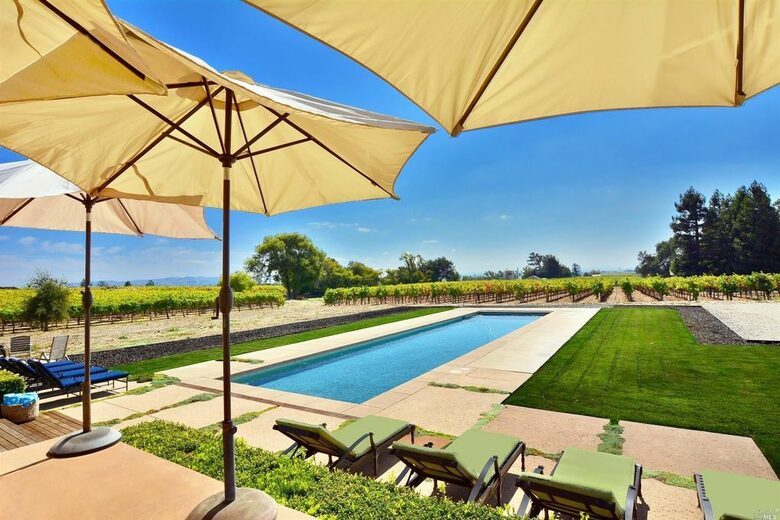 Napa Valley Wine Country Retreat with Pool & Pickleball Court - Napa, California