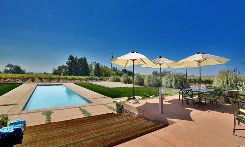 Napa Valley Wine Country Retreat with Pool & Pickleball Court - Napa, California