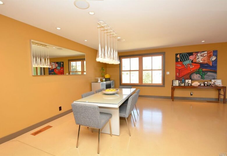 Napa Valley Wine Country Retreat with Pool & Pickleball Court - Napa, California