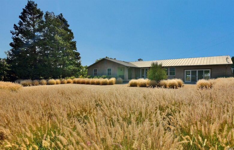 Napa Valley Wine Country Retreat with Pool & Pickleball Court - Napa, California