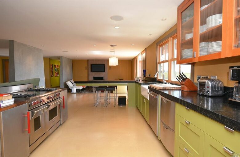 Napa Valley Wine Country Retreat with Pool & Pickleball Court - Napa, California