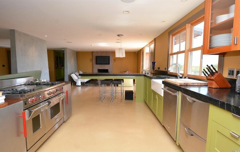 Napa Valley Wine Country Retreat with Pool & Pickleball Court - Napa, California