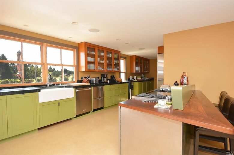 Napa Valley Wine Country Retreat with Pool & Pickleball Court - Napa, California