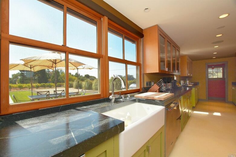 Napa Valley Wine Country Retreat with Pool & Pickleball Court - Napa, California