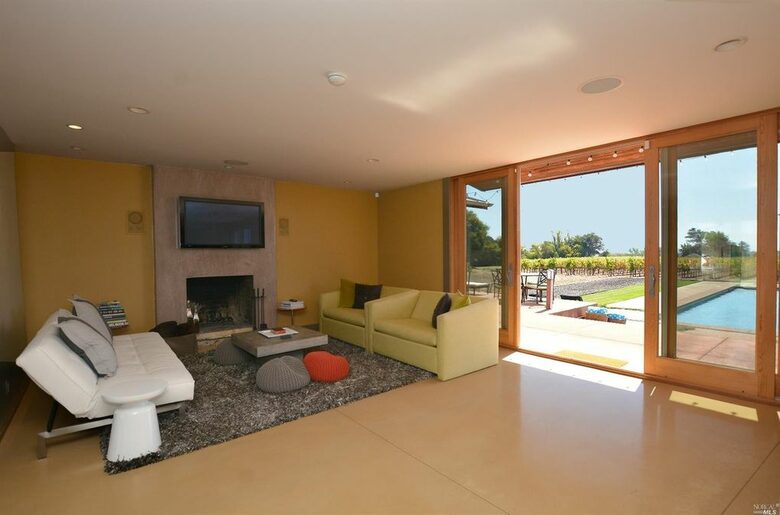 Napa Valley Wine Country Retreat with Pool & Pickleball Court - Napa, California