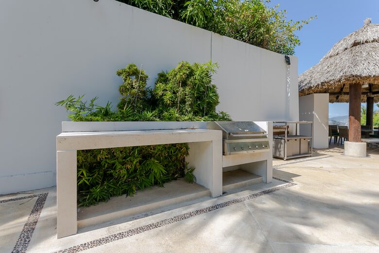 Home Exchange in Acapulco, Mexico, grill and prep area