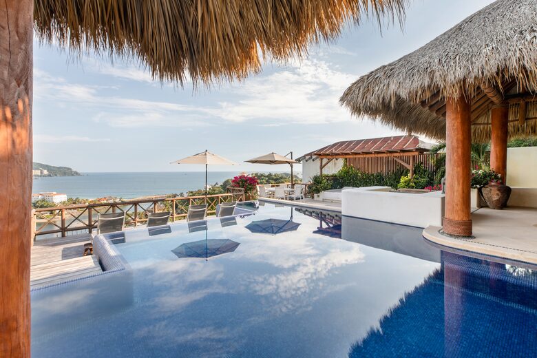 Mirador 13 - Ixtapa Zihuatanejo, Mexico