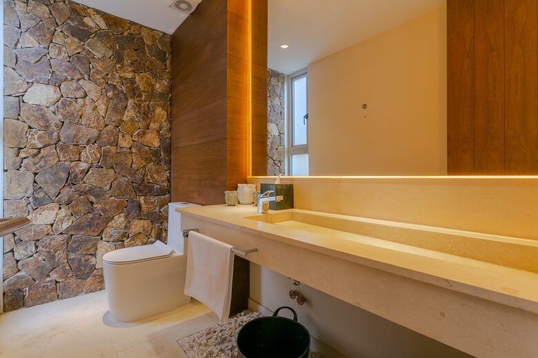 Home Exchange in Acapulco, Mexico, luxury bathroom