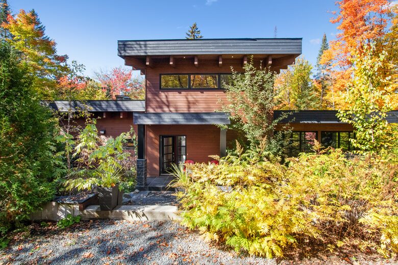 Lakefront Designer Home - St-Donat, Canada