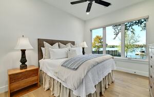 Lakefront Designer's Home on Lake LBJ - Kingsland, Texas