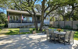 Lakefront Designer's Home on Lake LBJ - Kingsland, Texas