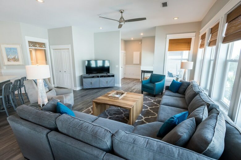 Home Exchange in Santa Rosa Beach, FL, cozy couch and tv