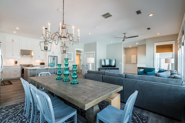 Home Exchange in Santa Rosa Beach, FL, dining area