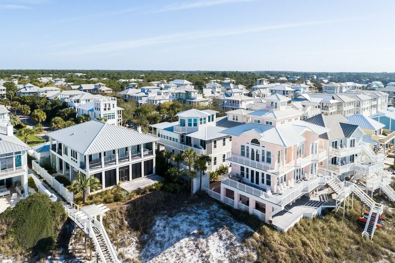 Home Exchange in Santa Rosa Beach, FL, middle home with viewing