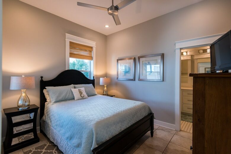 Home Exchange in Santa Rosa Beach, FL, guest bedroom