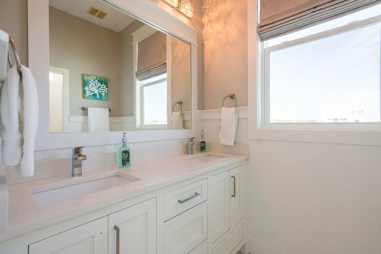 Home Exchange in Santa Rosa Beach, FL, master bathroom