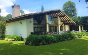 Lovely Home Avandaro Country Club - Valle de Bravo, Mexico