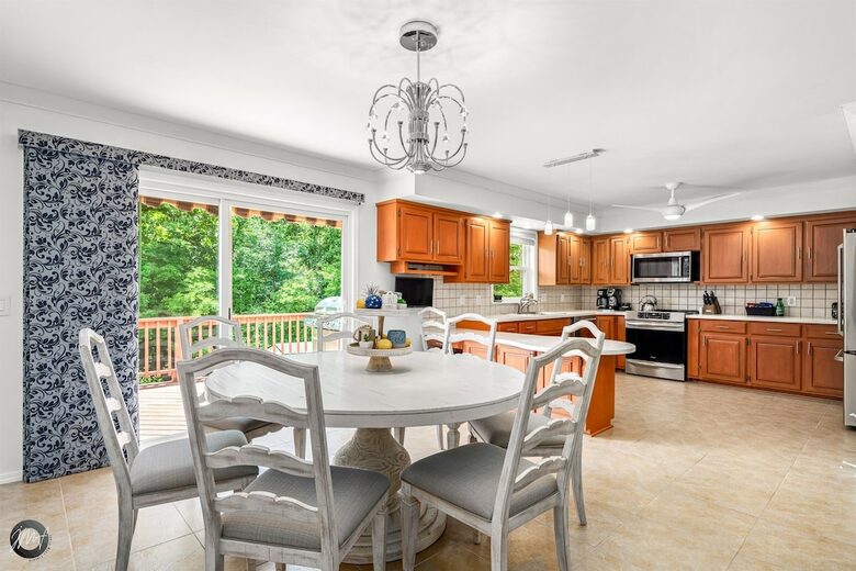 Adventure Landing - Lakefront Living & World Class Mountain Biking - Bella Vista, Arkansas