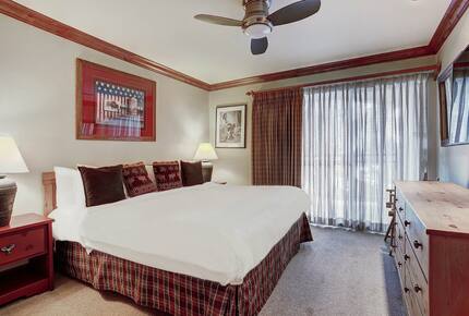 The Hythe Vail - 3 Bedroom Residence - Vail, Colorado