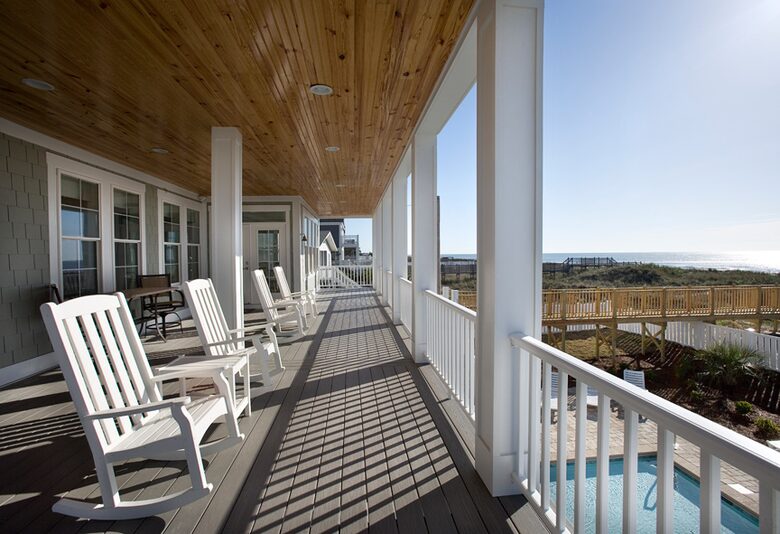 Home Exchange in Garden City, SC balcony