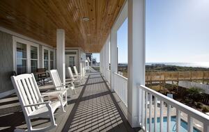 Home Exchange in Garden City, SC balcony
