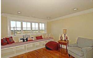 Home Exchange in Garden City, SC window seat reading nook