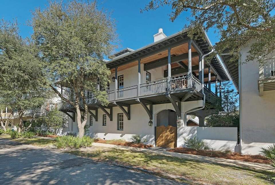 Home exchange in Rosemary Beach, FL, designer home