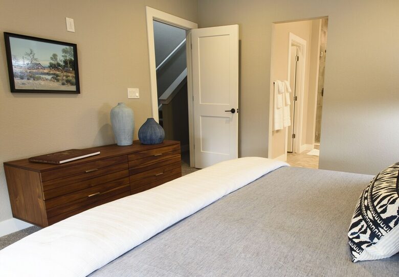 Home Exchange in Denver, CO, luxury townhome master suite