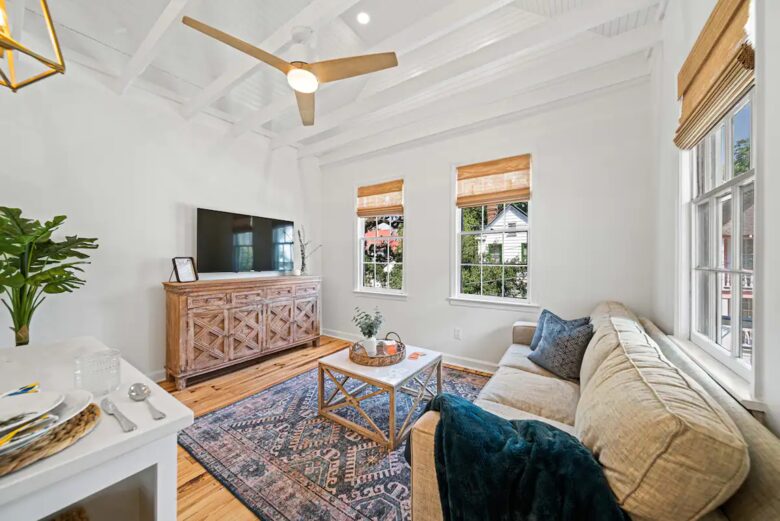 Home Exchange in Charleston, SC, living room