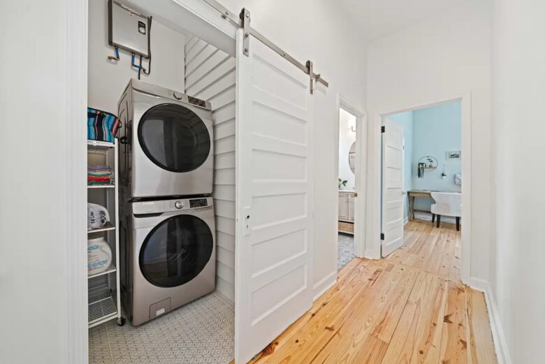 Home Exchange in Charleston, SC, laundry room