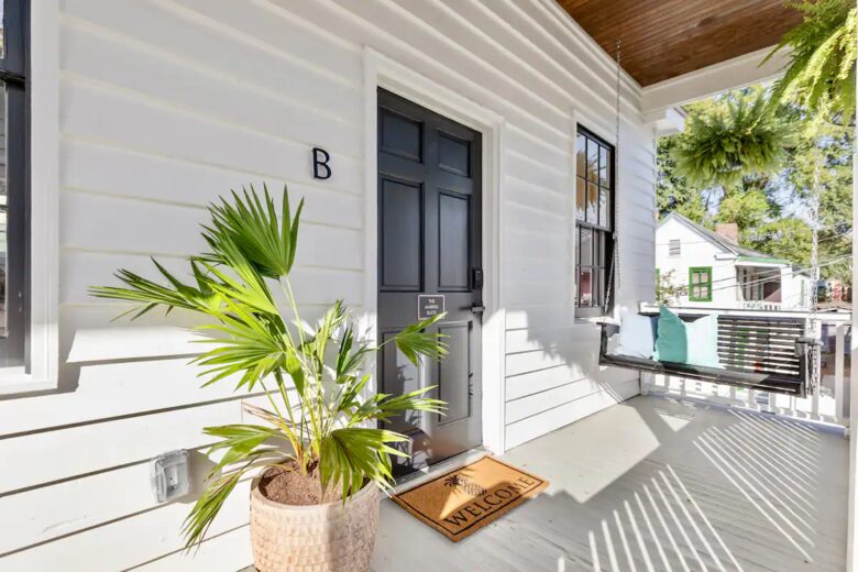Home Exchange in Charleston, SC, front porch swing and door