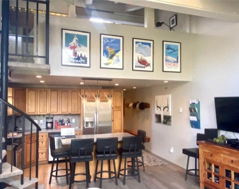 Home Exchange in Snowmass, CO, eat in kitchen