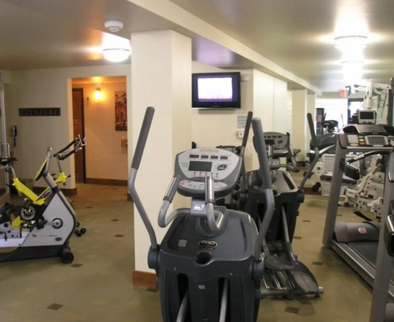 Home Exchange in Snowmass, CO, building gym