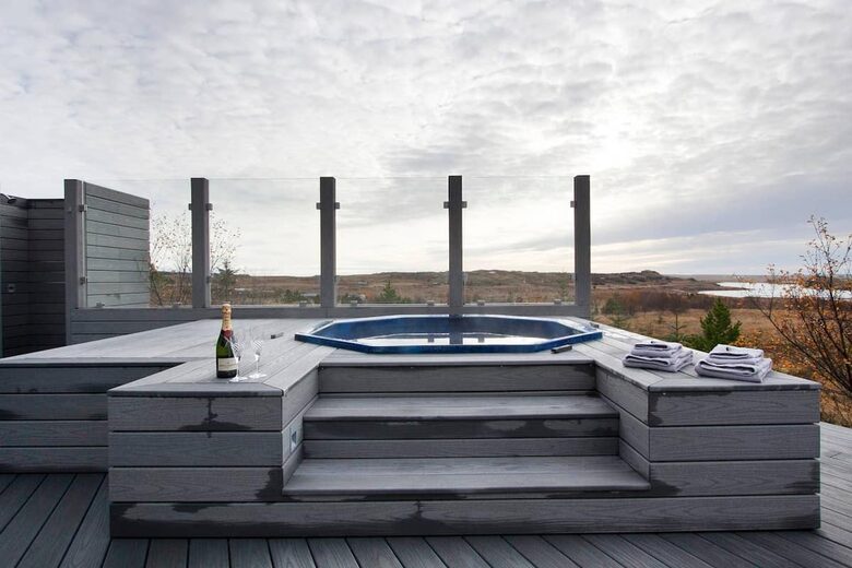 The Luxurious Viking Lodge - Selfoss, Iceland